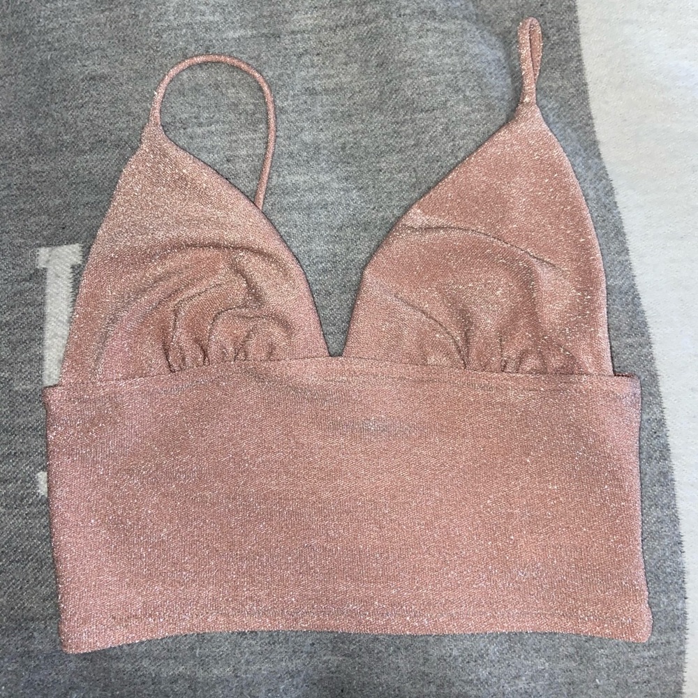 Urban crop top